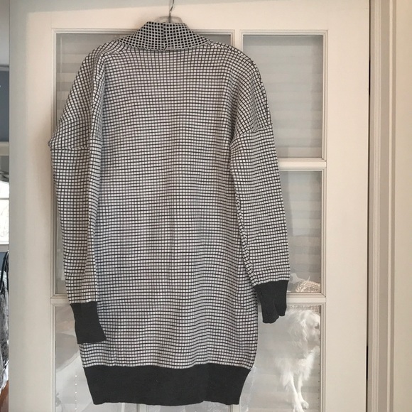 NWOT Black and white checkered long cardigan - Picture 5 of 5